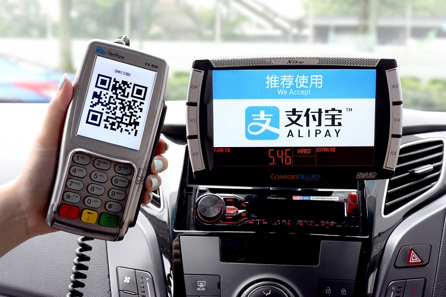 ComfortDelGro Accepts Alipay On Board All Its Taxis